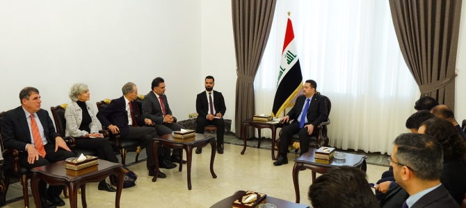 The Iraqi prime minister Muhammad Shia Al-Sudani welcomes the delegation of the European Institute for Dialogue and Development