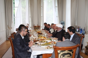 وفد الجمعية بضيافة سعادة السفير العراقي في برلين 2013_6